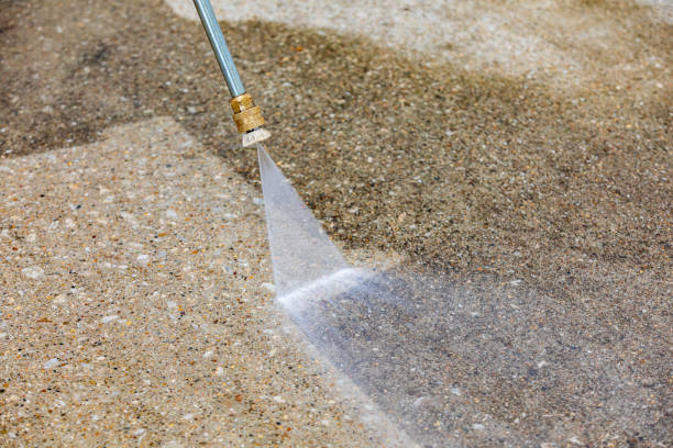 Best Pool Deck Cleaning  in Sanford, CO